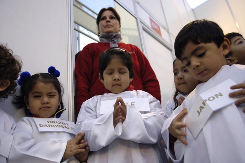 Memorial for victims of the Pisco Earthquake (Peru), 15 Aug 2008