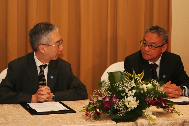 Australia, Senior Official, David Spencer 