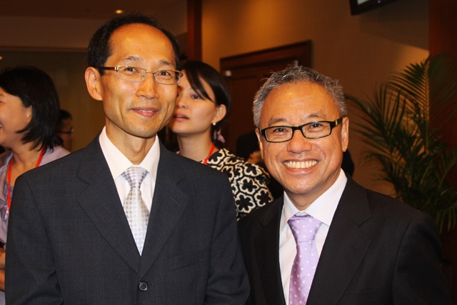Ambassador Michael Tay, Executive Director, APEC Secretariat; Dr. WJ Lee, Executive Director, APCC Korea