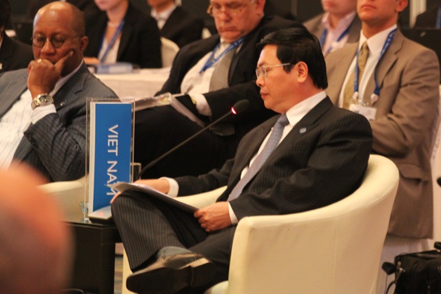 Vietnamese Minister of Industry and Trade, Vu Huy Hoang 