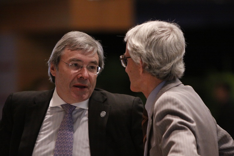 John Sloan and Ric Wells, Senior Officials from Canada and Australia