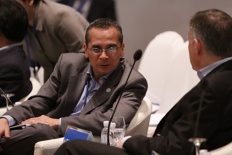 Roberto Zapata, Senior Official, Mexico