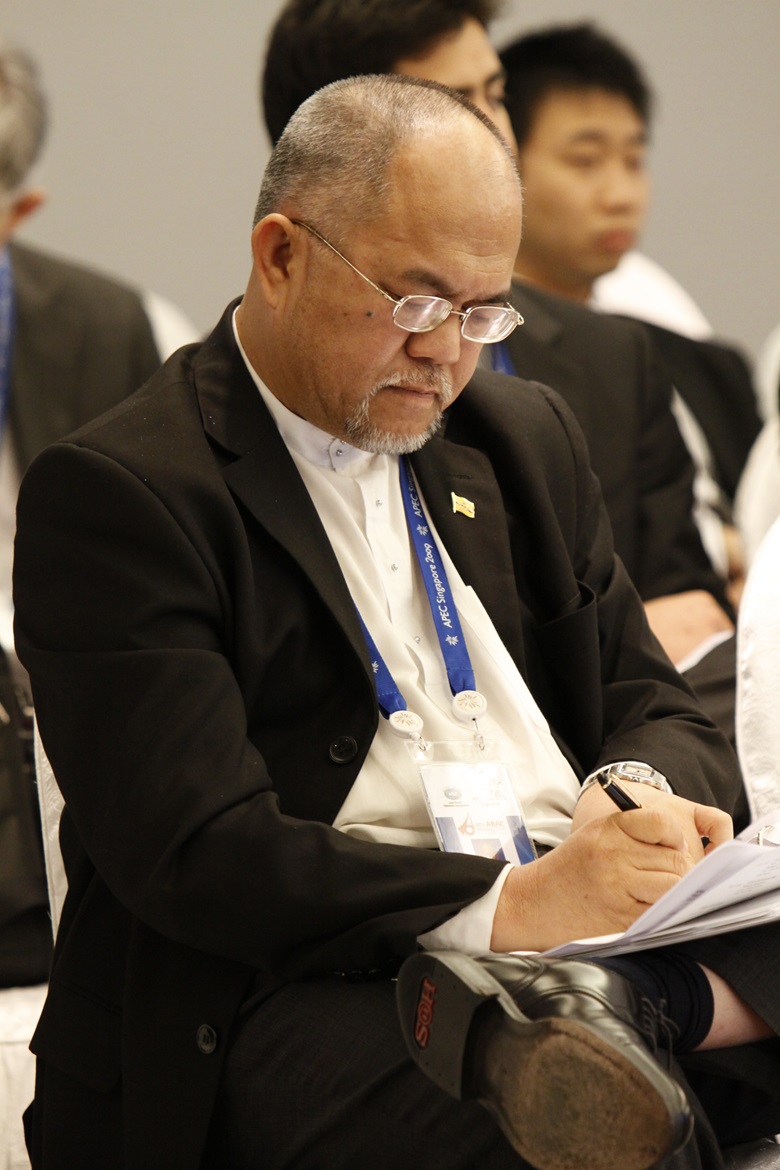 Hj Salleh Bostaman Zainal-Abidin, Managing Director/CEO, Brunei LNG Sendirian Berhad