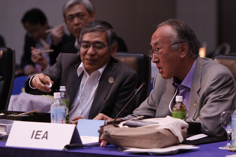 Haruhiko Kuroda, President, Asian Development Bank and Nobuo Tanaka, Executive Director, International Energy Agency