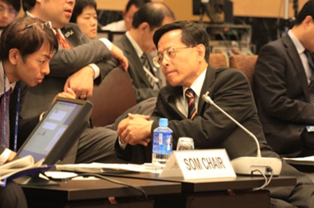 SOM Chair Hidehiko Nishiyama