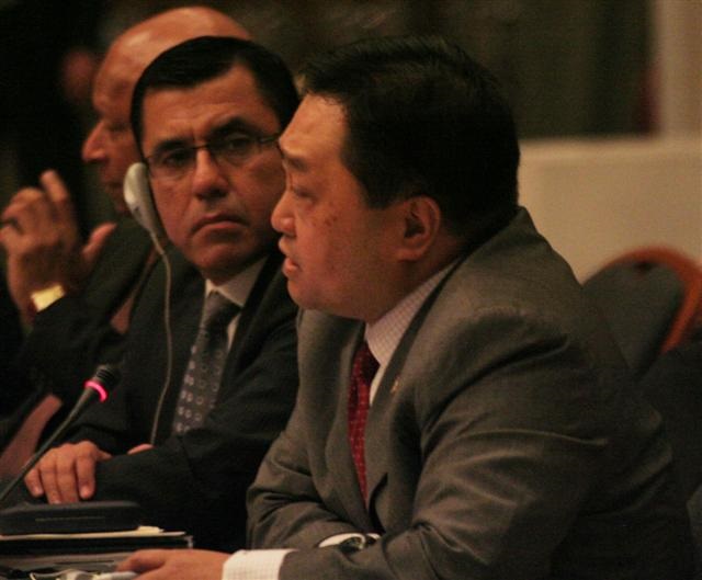 Cesar Purisima, Finance Secretary, Philippines (front)