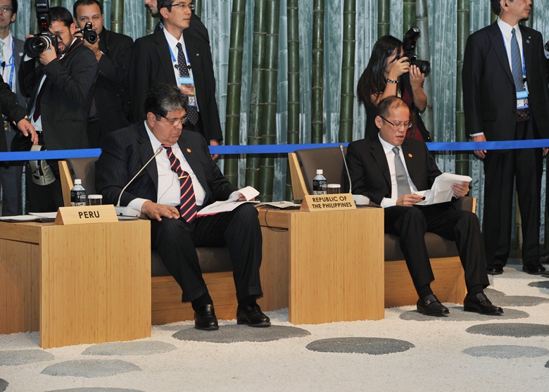 Alan Garcia, President of Peru (left) and Benigno S. Aquino, President of the Philippines (right)