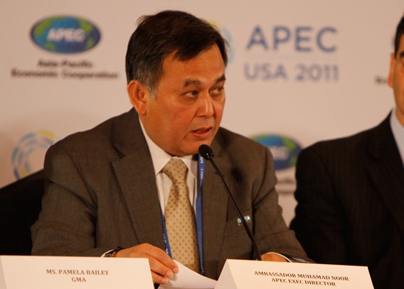 Ambassador Muhamad Noor, APEC Executive Director 