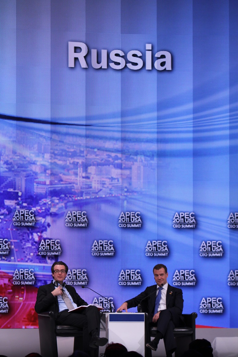 President Dmitry Medvedev, Russian Federation (right) with David Pilling, Asia Editor, Financial Times.