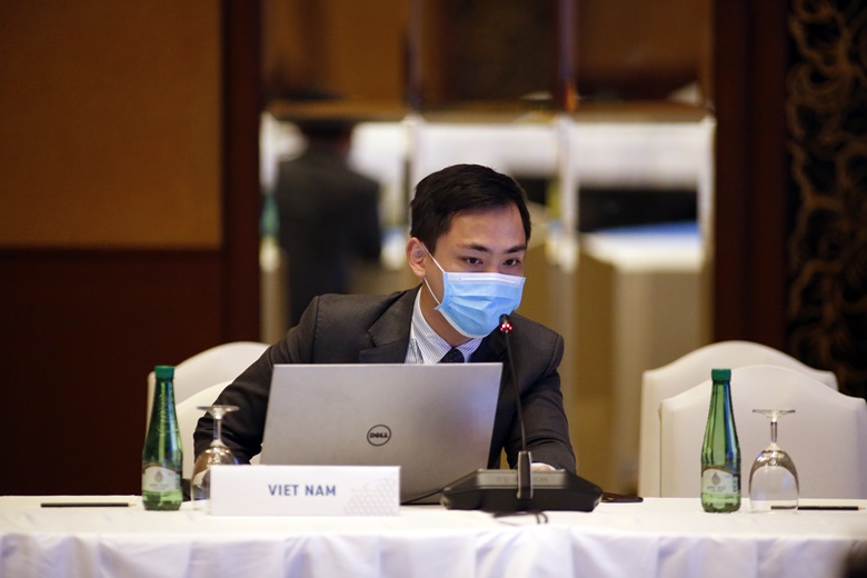 Viet Nam_21Aug 0900 BMG (1of2)_44