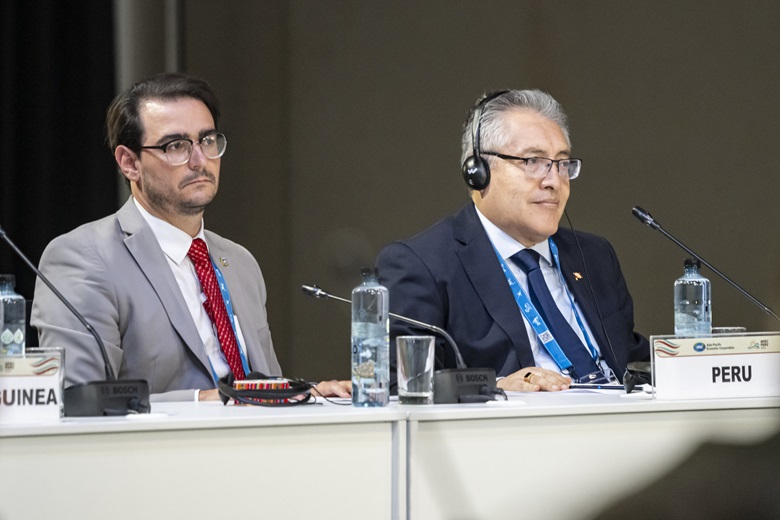 53558771177_2318ad1158_k