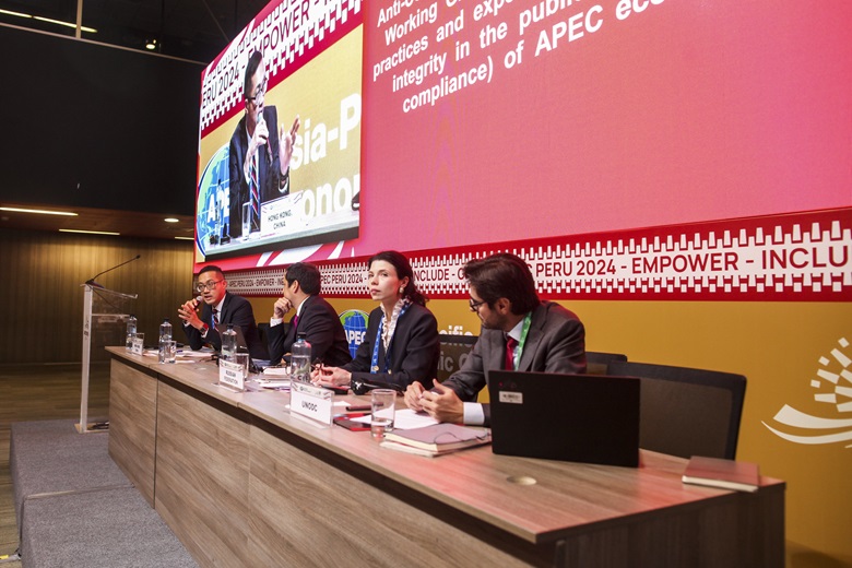 53560769207_844c4fd671_k