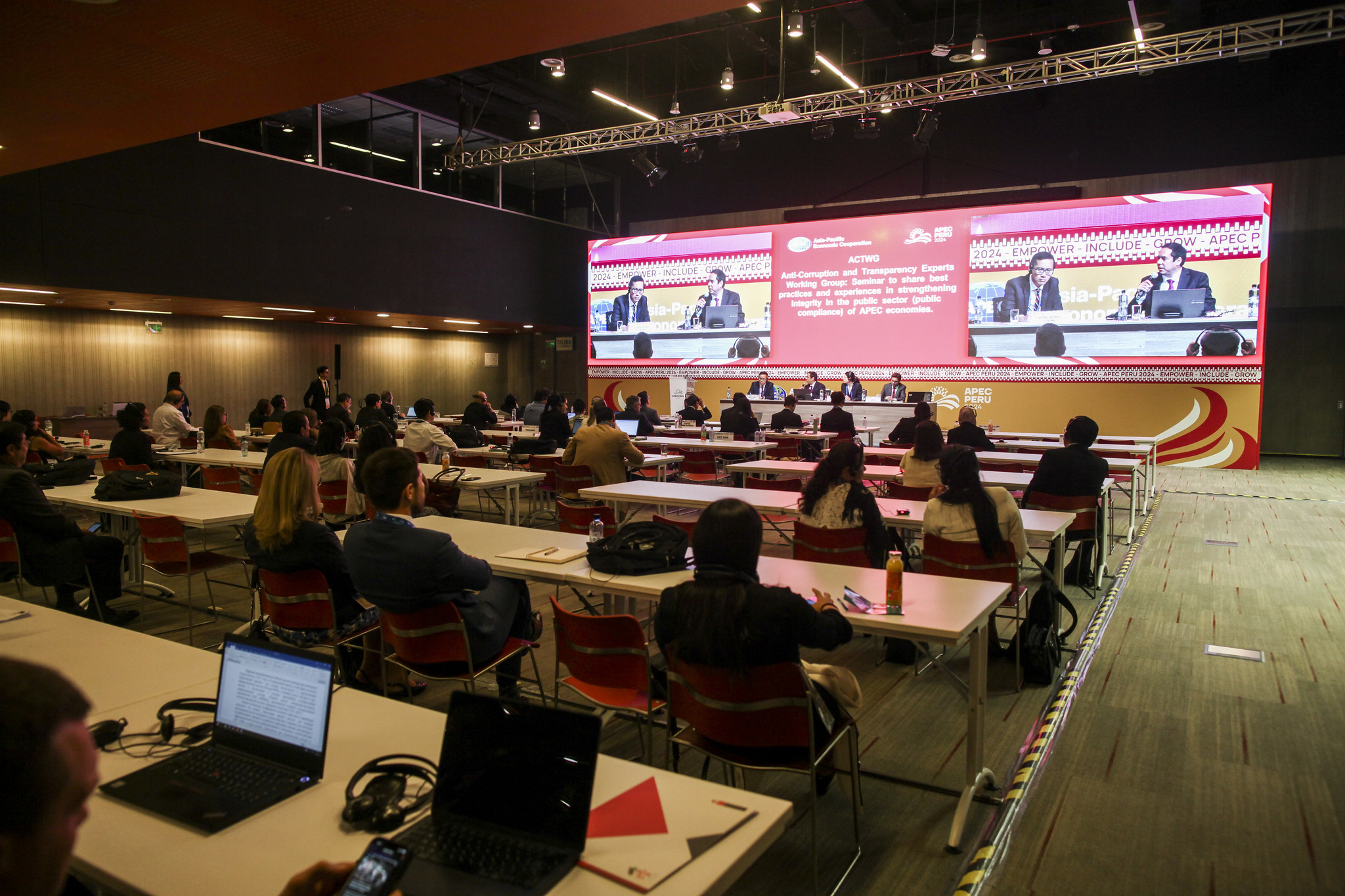 53561627431_49055907e3_k