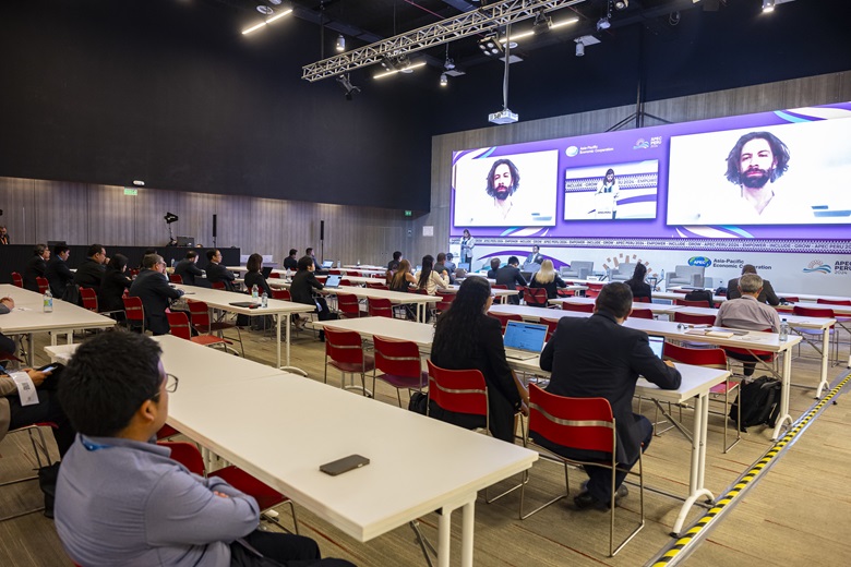 53569493541_f862eabfb3_k