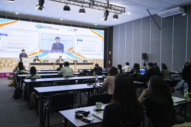 53712796337_944d6340b4_k