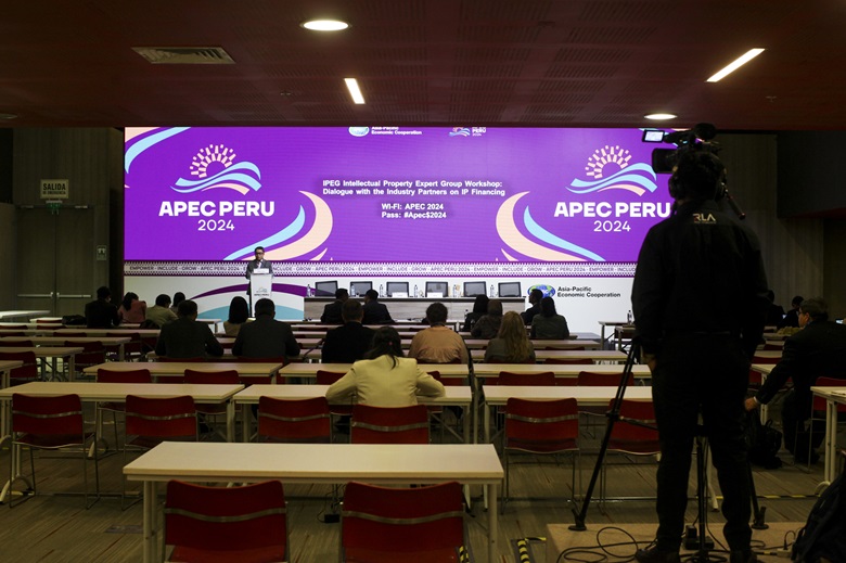 53551052017_45d15f53cc_k