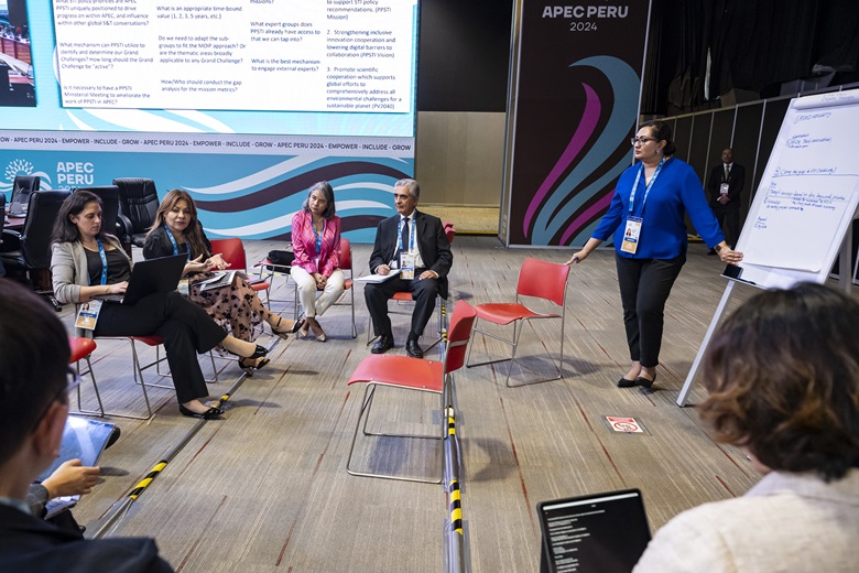 53560096953_17ab444281_k