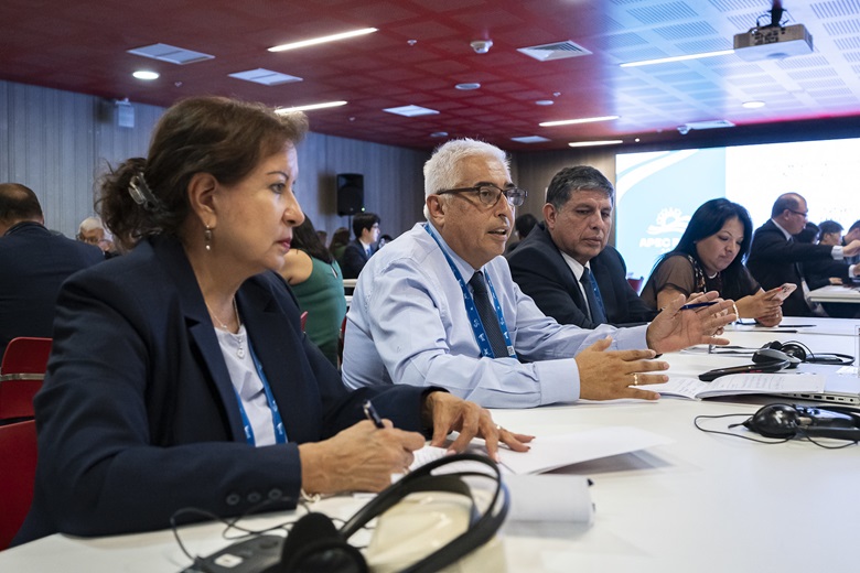 53554825360_13497972bd_h