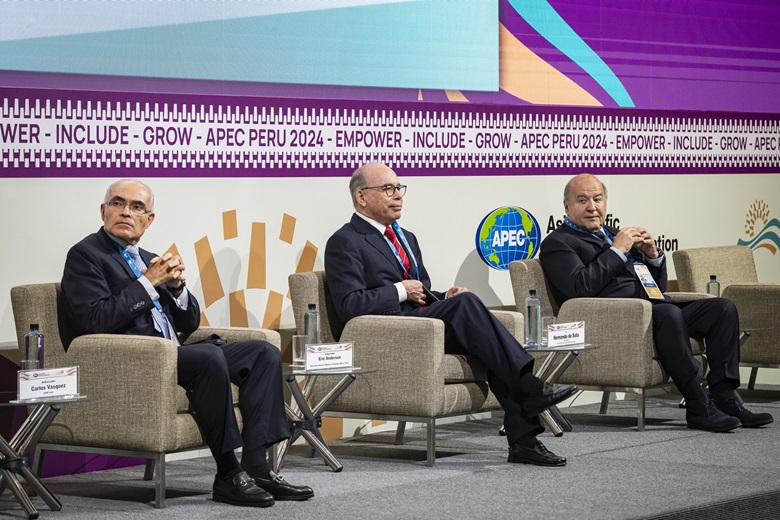 53571716668_c06bdd7ef2_k