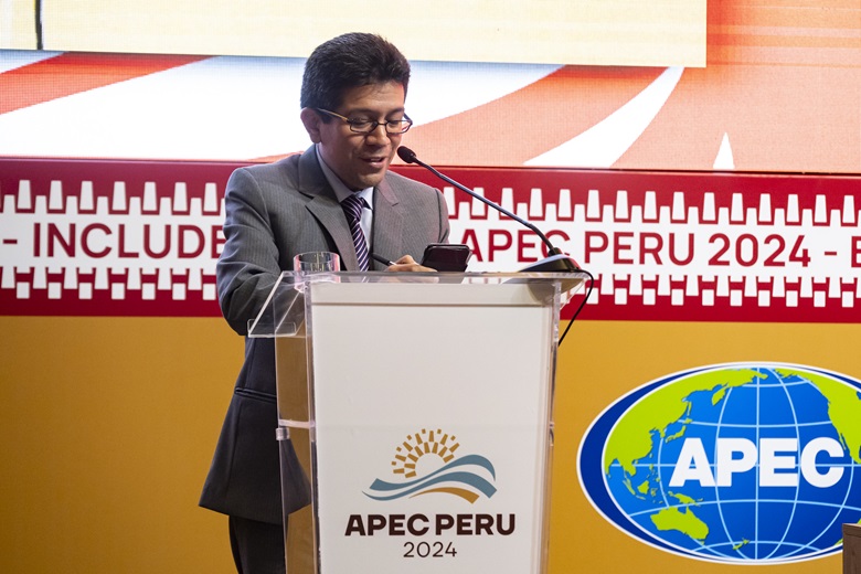 53567293121_c2664d21f9_k