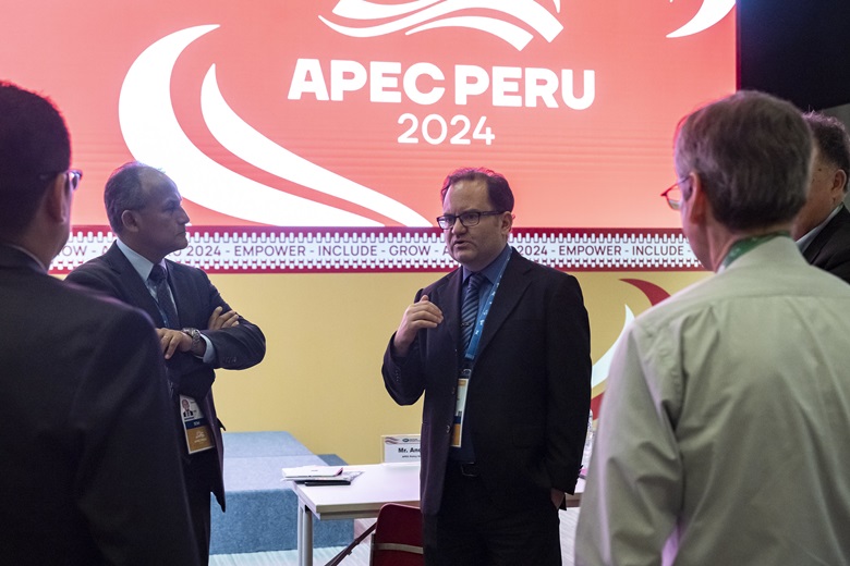 53567490558_eea11331fe_k