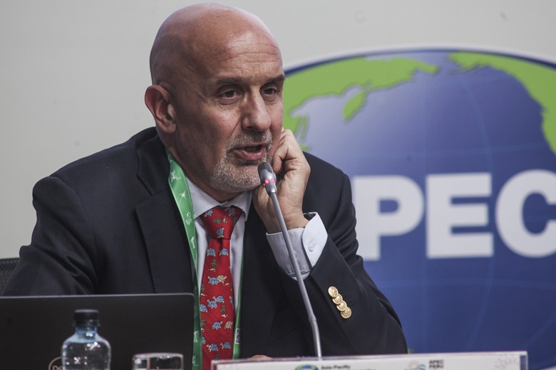 img_9881_53705278437_o