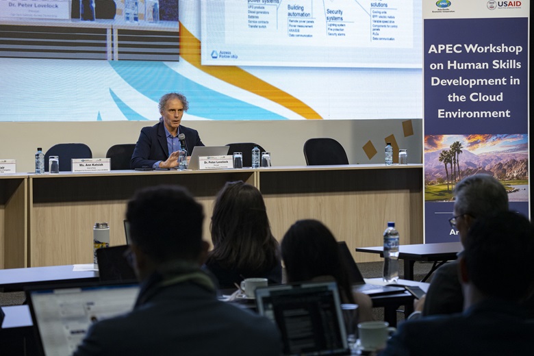 53708679377_3590f7d08a_k